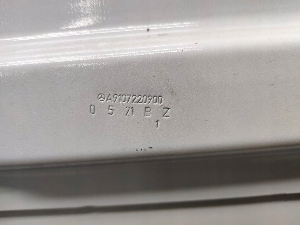 Mercedes-benz sprinter w907 w910 2021 перед сторона правый  дверь Киев