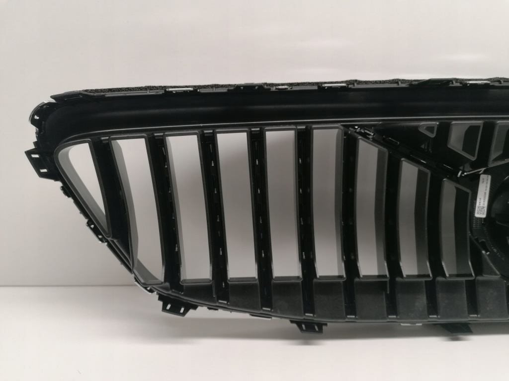 фото №7, Volvo v40 lift cross country решётка радиатора решётка радиатора радар nowa оригинал 16-19