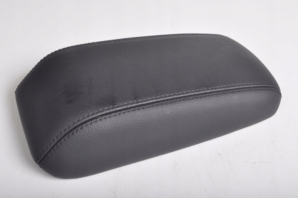 фото №1, Ford fiesta mk8 подлокотник