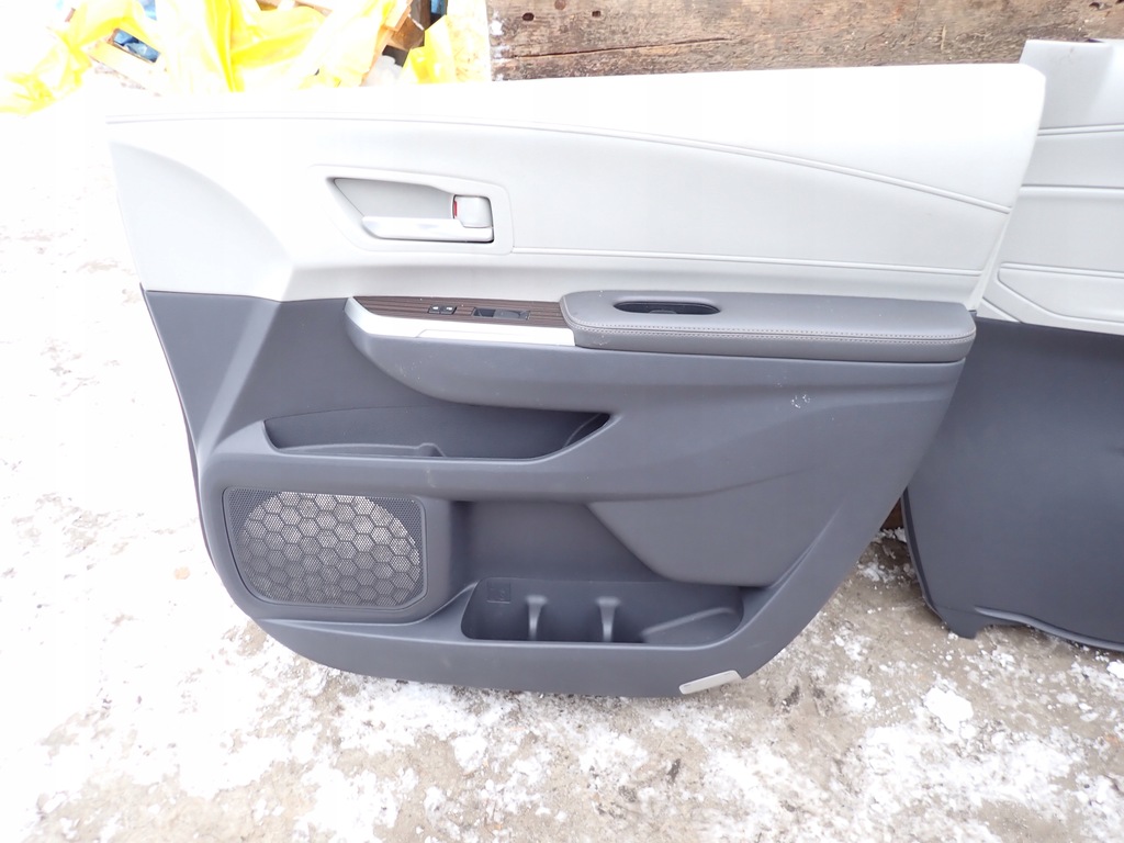 фото №13, Обивка kpl. сиденья заднее сиденье обшивки кожа toyota sienna 2021