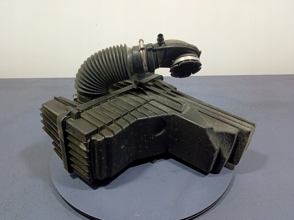 фото №8, Peugeot 407 2.0 16v корпус фільтра повітря 9646767780