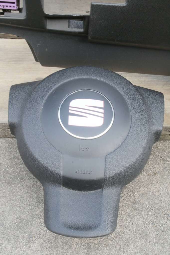 фото №7, Консоль подушки безопасности seat toledo iii