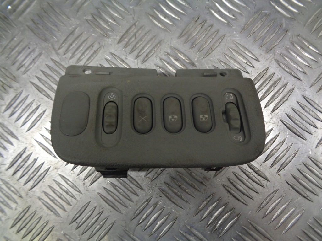 фото №1, Панель перемикачів renault scenic i