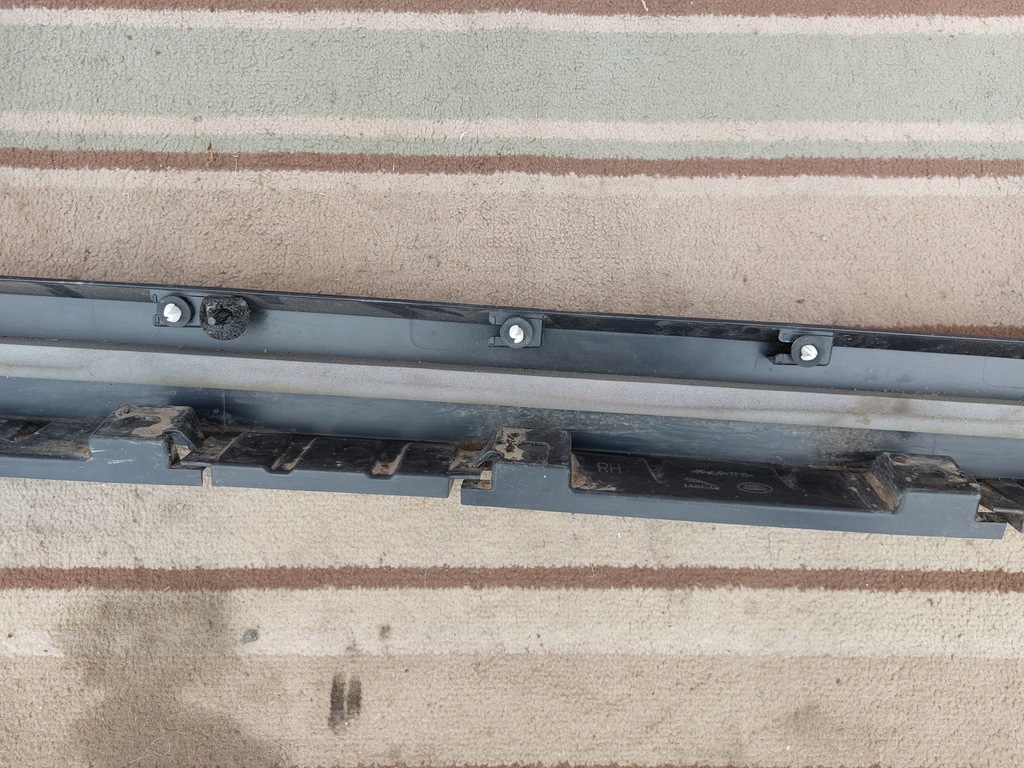 фото №7, Молдинг порог правая land range rover velar l560 19r