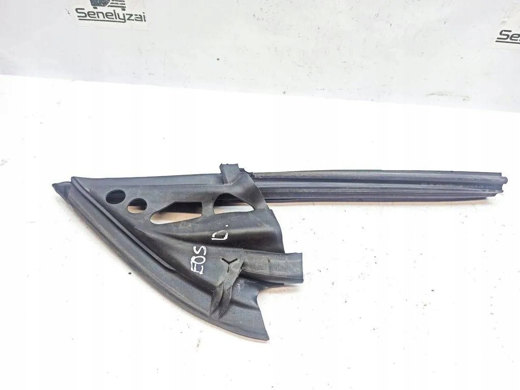 Прокладка передних правых дверь vw eos 1f7, 1f8 1q0857506d 34310586 Киев