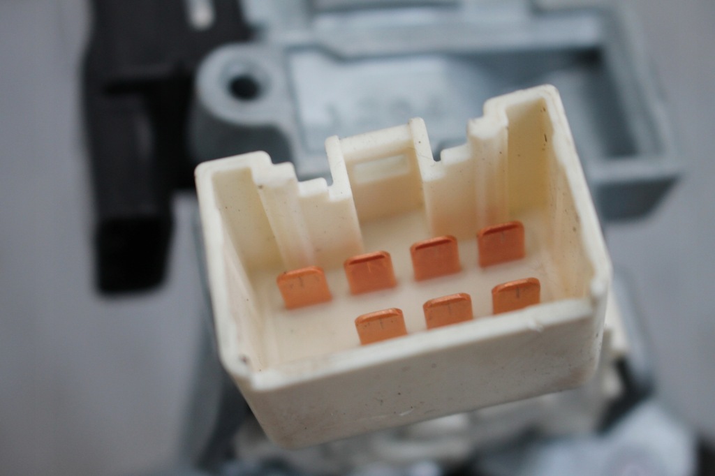 фото №11, Замок запалювання + 2 ключі toyota verso-s 10-15