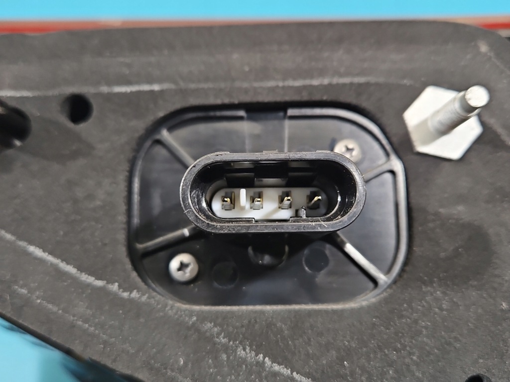 Лампа наружная задняя правая maserati quattroporte vi 13- sedan usa Цена