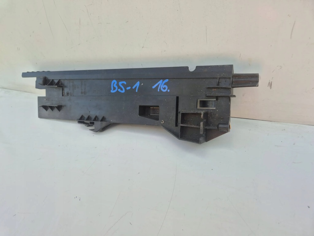 Bmw x5 f15 x6 f16 кронштейн корпус радиатора воды 8572189 Недорого