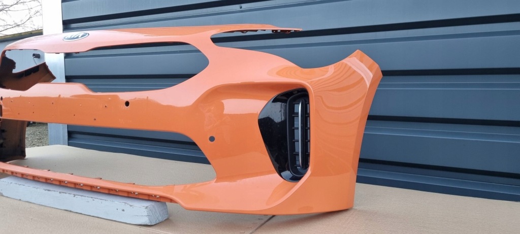 Kia stinger 2017- бампер перед оригінал g117 Доставка