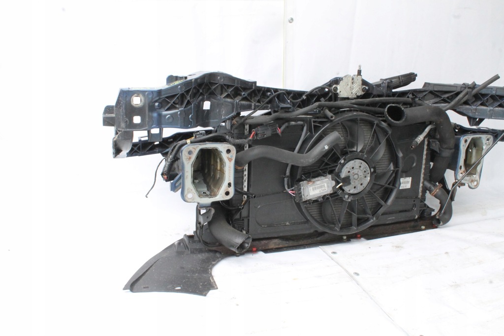 Панель передняя радиатор ford focus mk2 рестайлинг  2007r- 2.0 tdci автоматическая коробка передач Оригинал