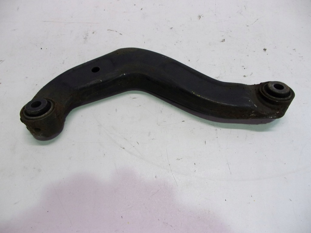 фото №1, Важіль лівий задня audi a4 8e0