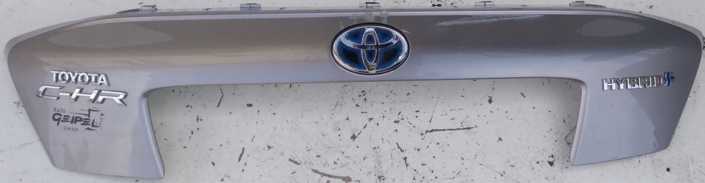 фото №1, Toyota c-hr chr накладка крышки задняя 76811-f4010