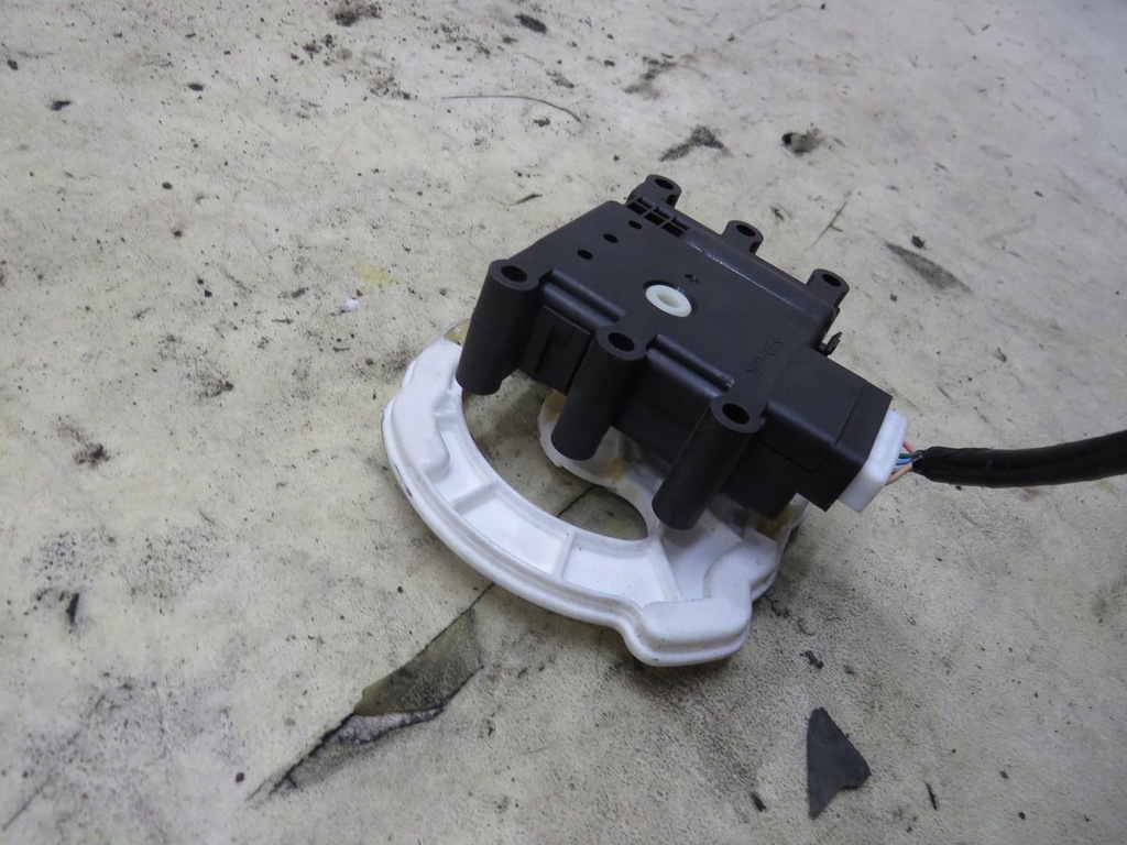 фото №6, Моторчик обігрівача mazda 3 bm 2.2 d 13- 4926n