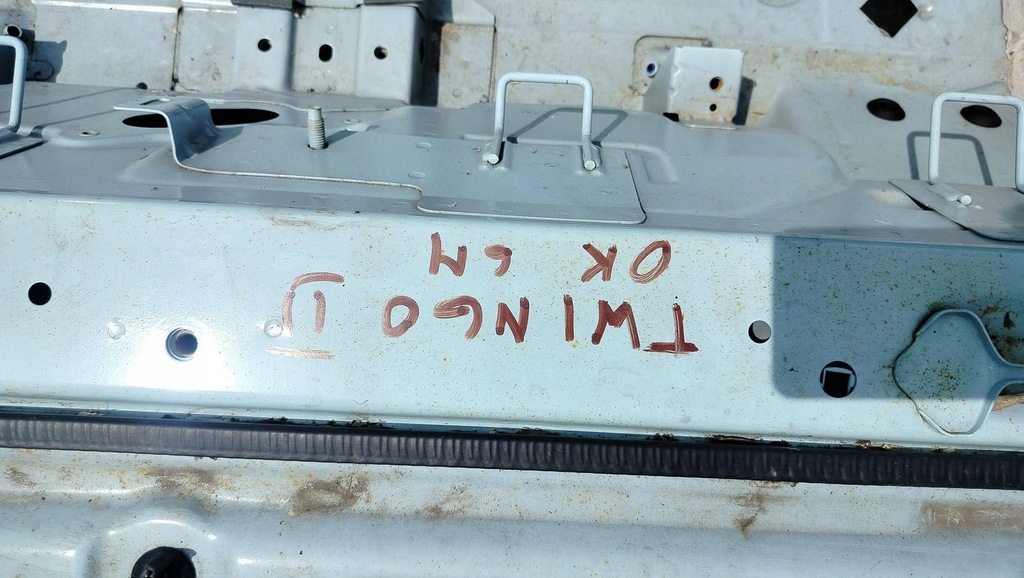 фото №2, Renault twingo iii 2016 pas задняя четверть