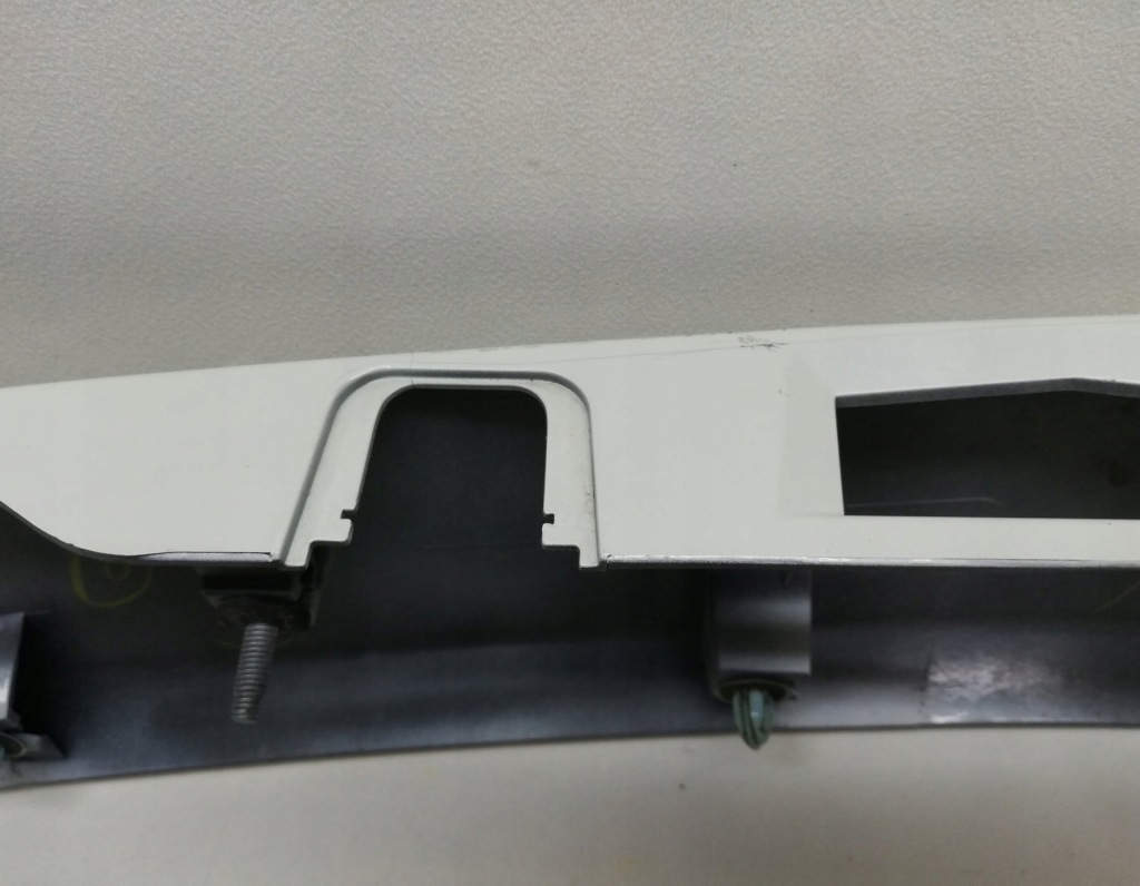 фото №7, Накладка молдинг крышки багажника toyota prius iii 76801-47070 76811-47070