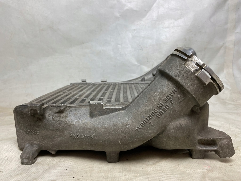 фото №7, Porsche cayenne 17- радиатор интеркулер левый