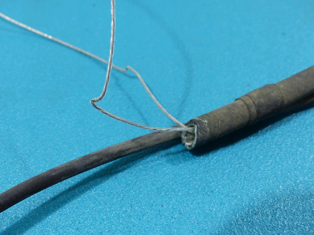 Купити Патрубок трубка омивача капот mercedes e w207 a207