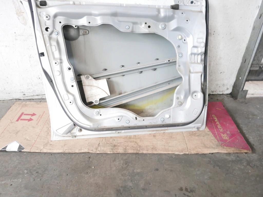 фото №12, Двері ліва перед передні 22v mazda 5 i cr 05-07