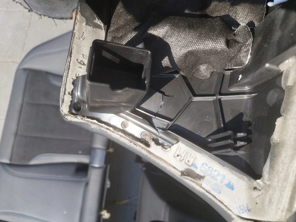 фото №11, Сиденья обивка bmw 4 g26 sporty alcantara механическая коробка передач подогрев m-pakiet