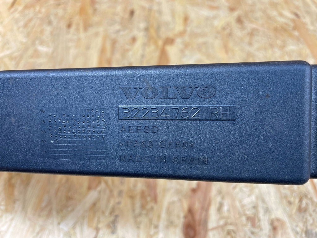 фото №13, Кронштейн кронштейн панель фары лампы перед правый volvo xc40 32234762 2017-