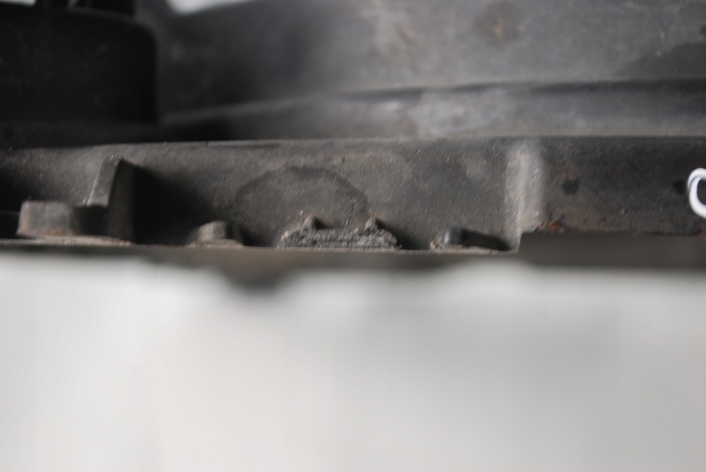 фото №7, Корпус вентилятора nissan note 1.4b 1831443000