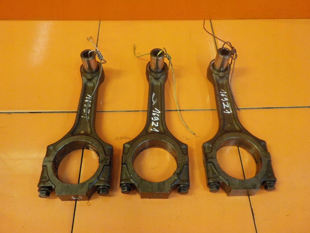 фото №1, Alfa romeo spider 2.0 twin spark 99r 155km шатун