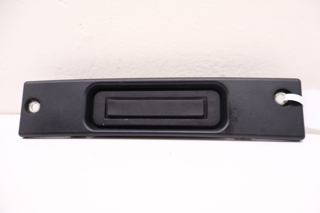 Купить Alfa romeo giulia кнопка открывания крышки багажника 50532640