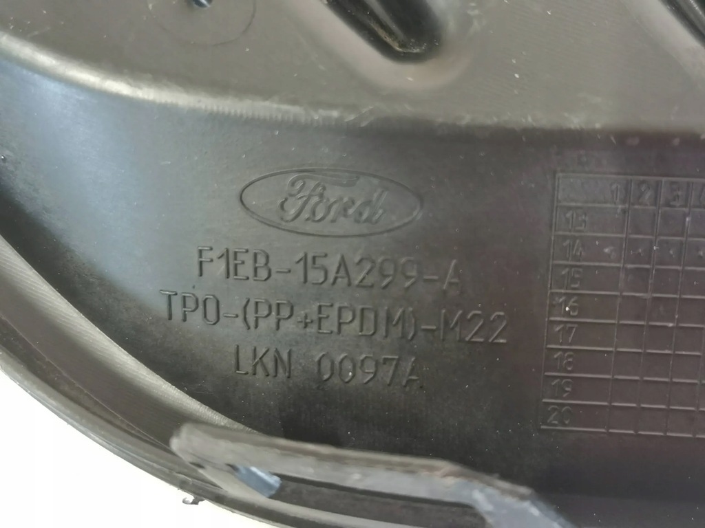 фото №10, Решётка бампера передний ford focus mk-3 lift левая 796.