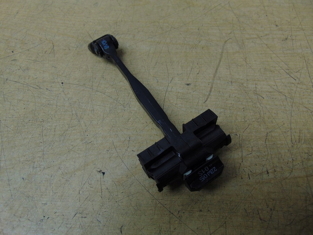 фото №6, Ограничитель дверь audi a3 8y 2020- 8y0839249a