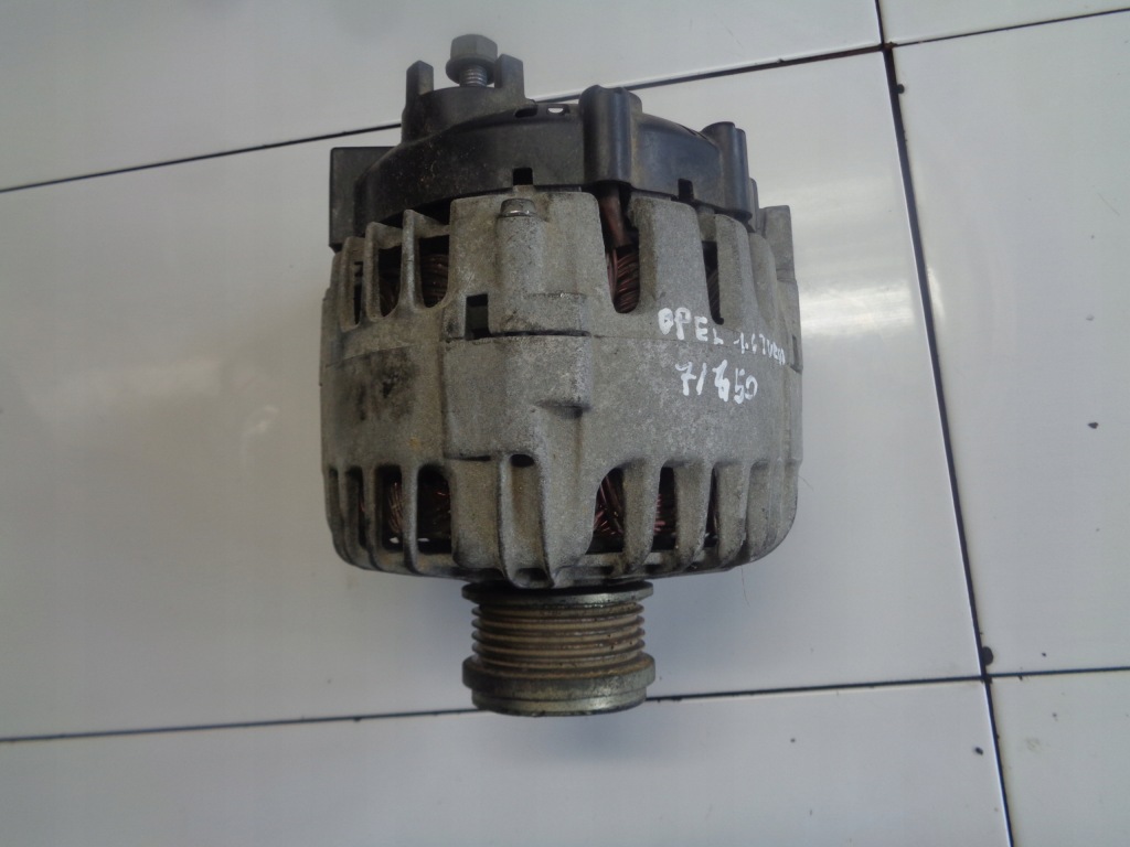 фото №1, Opel corsa e 1.6t b16ler генератор 13589135