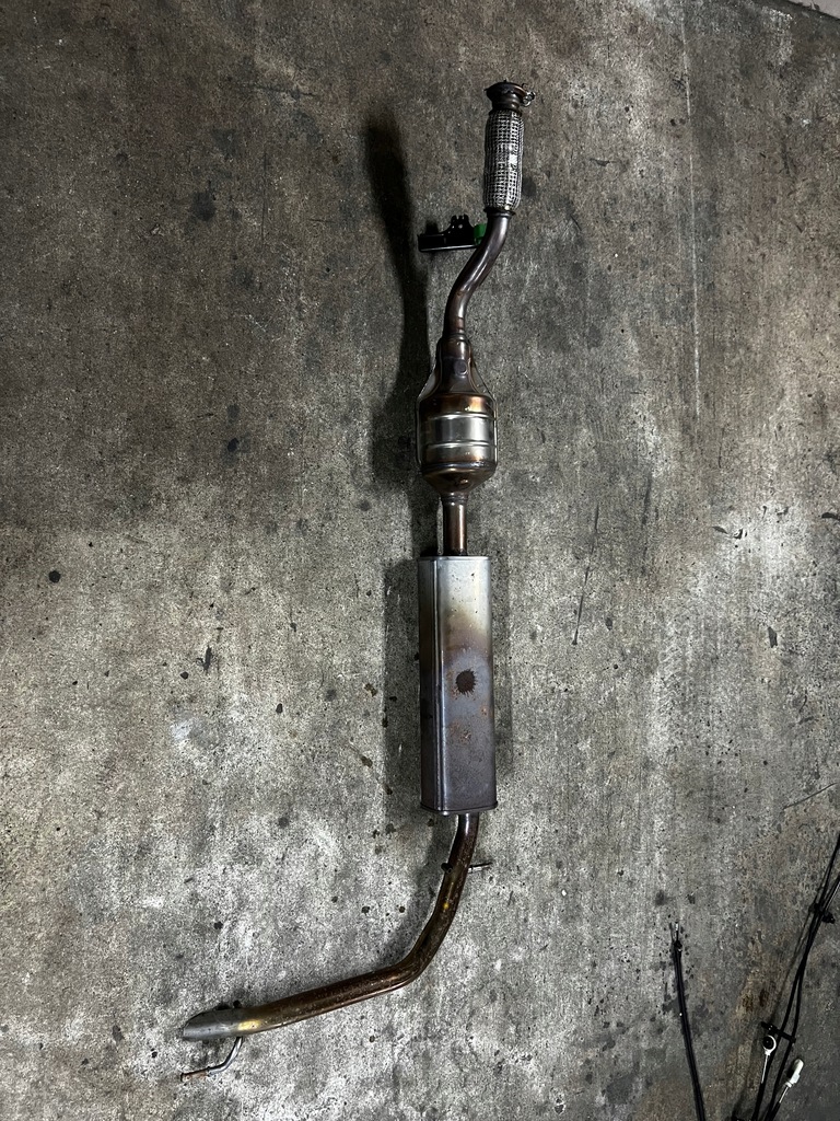 фото №1, Катализатор выхлоп dacia sandero iii 208021717r