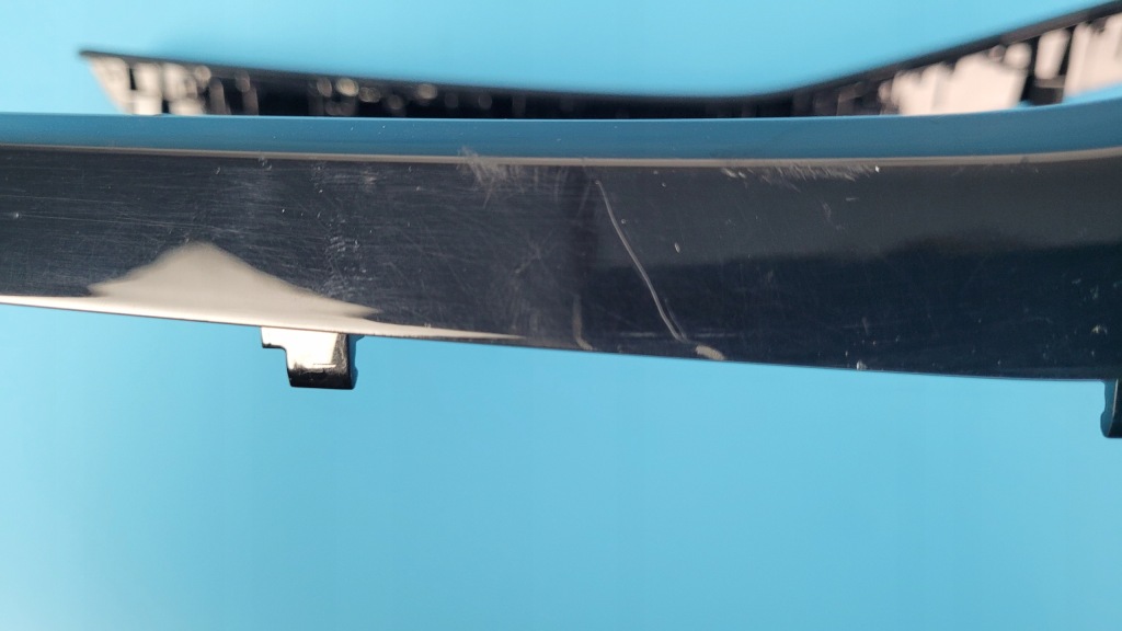 Bmw x1 u11 sdrive18i 23r рамка молдинг декоративная консоли центральной 1437554 Оригинал