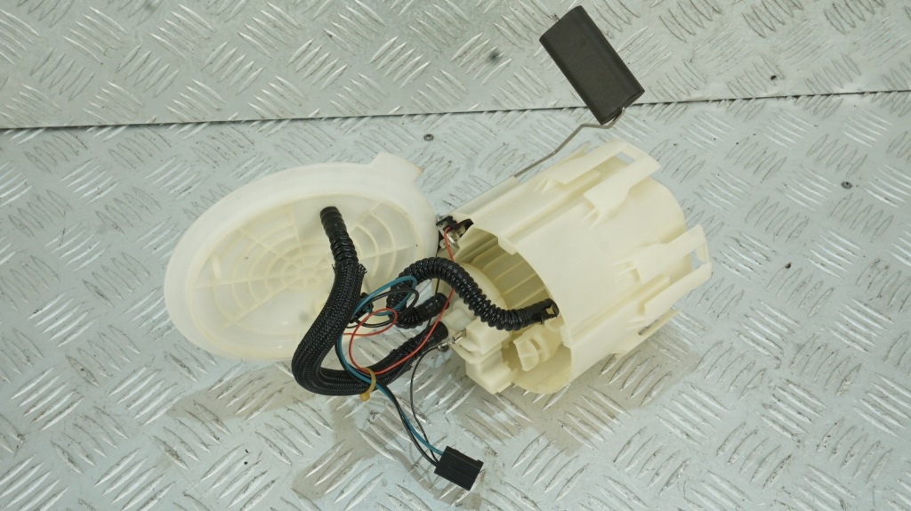 фото №1, Opel zafira b насос пального 13129982