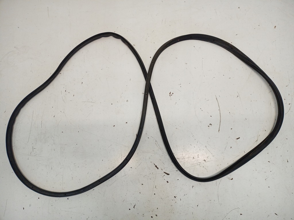 фото №1, Прокладка дверь левый перед citroen c3 aircross