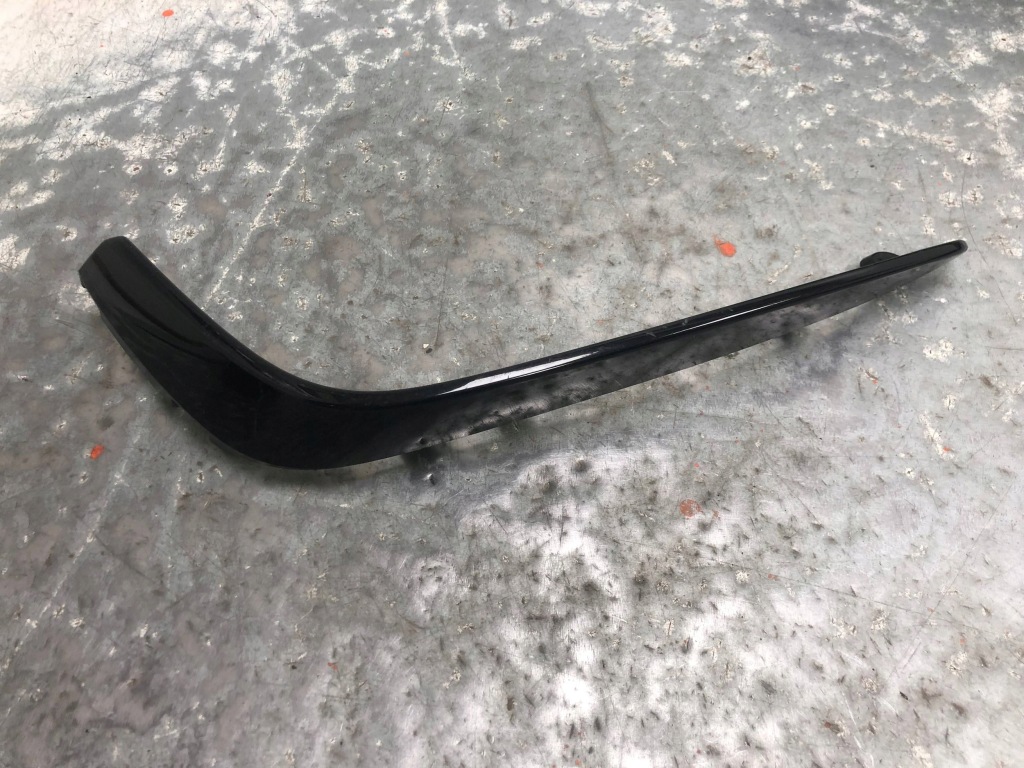 Купить Молдинг бампера левый перед mercedes w205 amg a2058857138