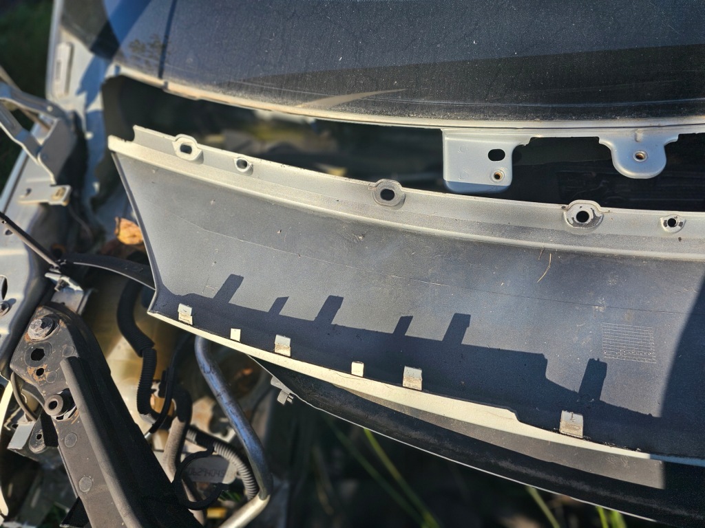 фото №3, Накладка перед renault scenic ii 8200183129 przedlift nv632