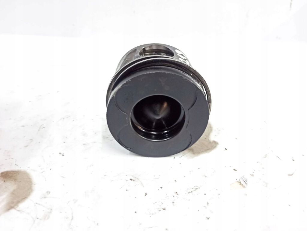 фото №9, Mercedes-benz cls c219 2005 поршни