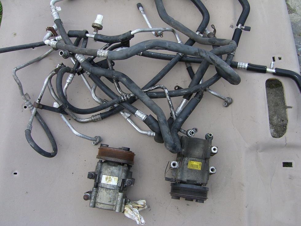 фото №7, Ford cougar ліва лампа задня також wiele innych частини