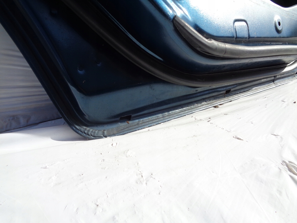 Купить Mazda 6 дверь левое  задняя 32c хэтчбек 02-08