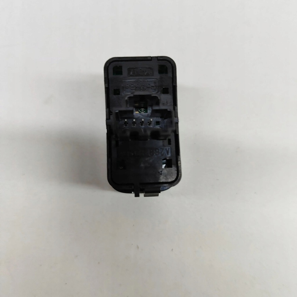 фото №6, Ford mustang mach-e 2020 кнопка света аварийных