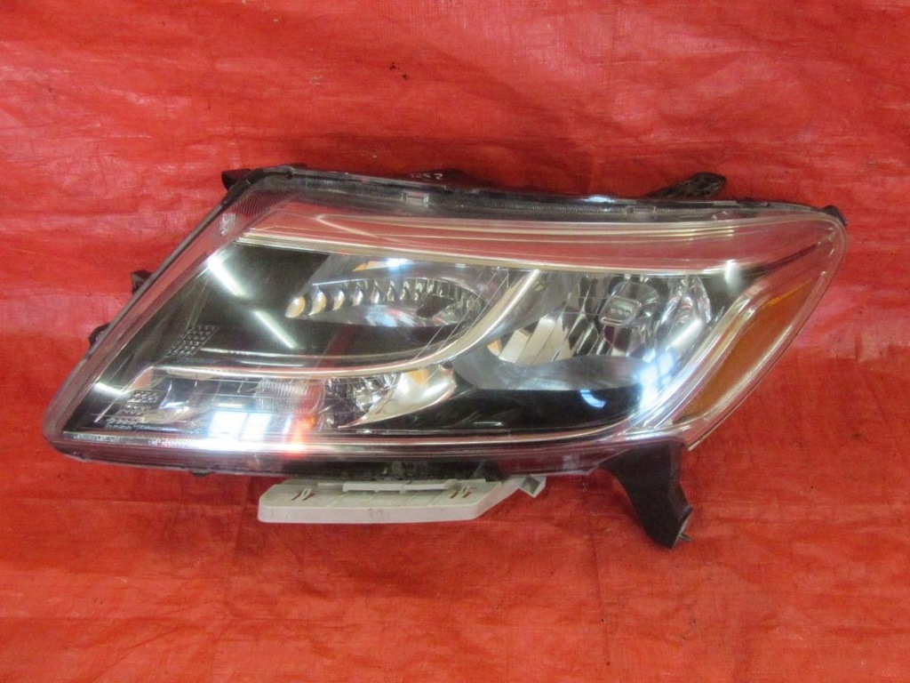 фото №1, Nissan pathfinder iv r52 2017 лампа левая перед