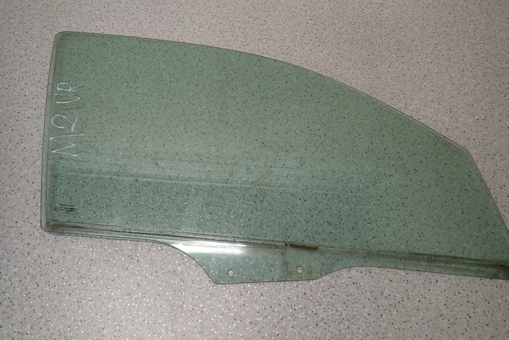 фото №1, Mazda2 mazda 2 03-07 стекло передняя правая дверная