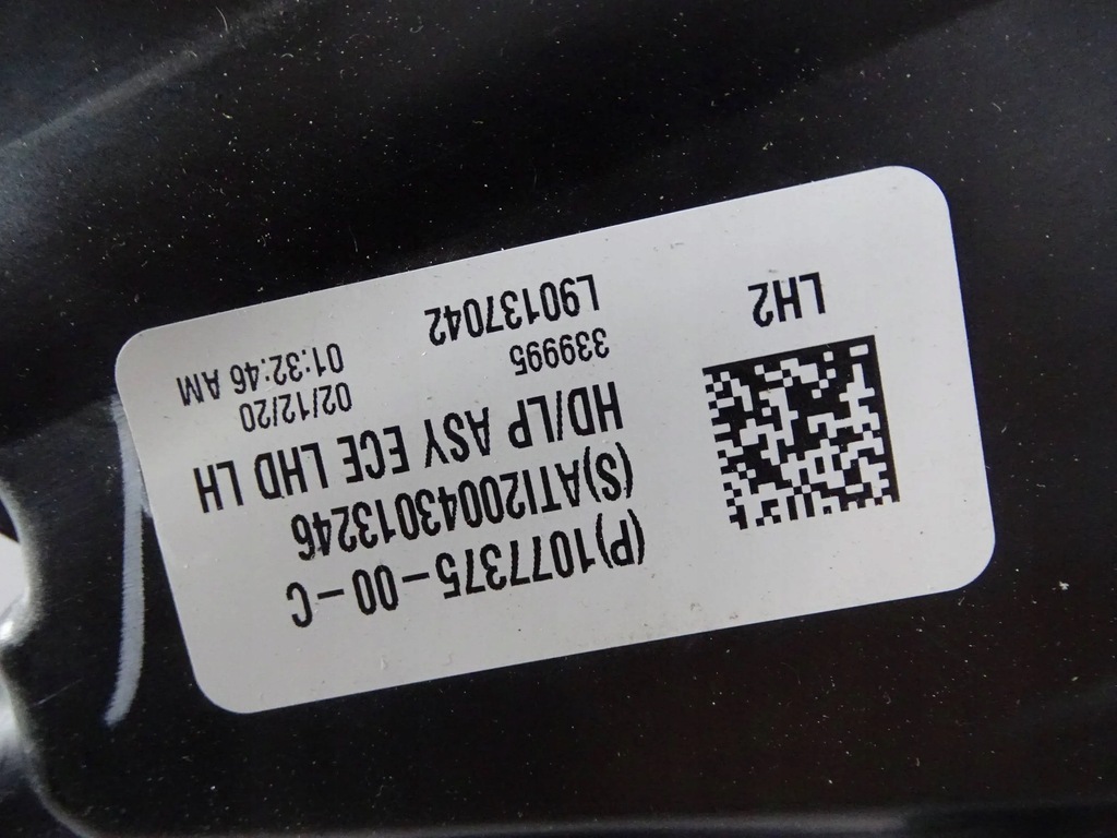 фото №7, Лампа перед передня ліва tesla 3 full led