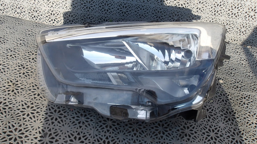 фото №1, Лампа ліва перед opel combo e