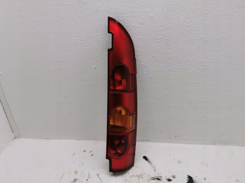 фото №1, Лампа правый задняя renault kangoo i lift 03-08 eu
