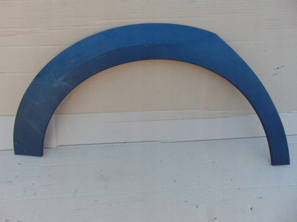 фото №1, Накладка крила правий задня mercedes w213