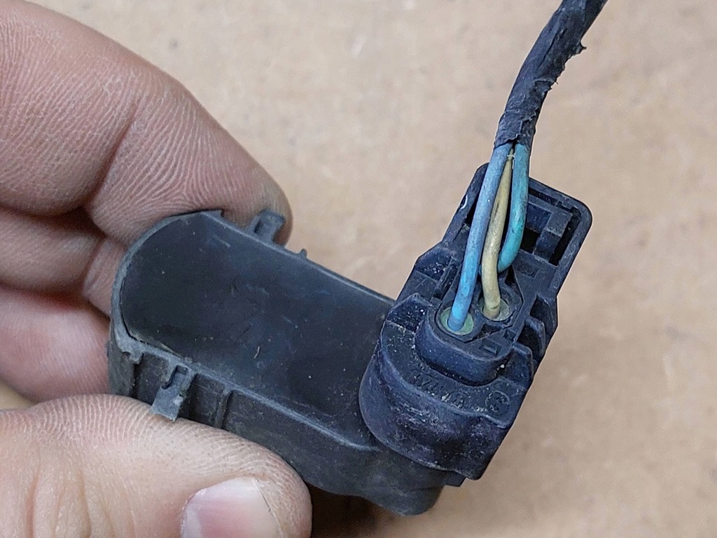 фото №7, Peugeot 5008 09-16r джгут бампера pdc передній + датчики pdc