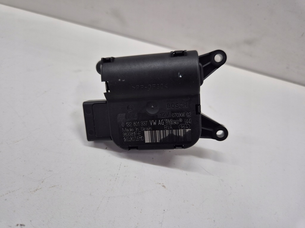 фото №6, Vw golf v touran caddy octavia ii altea toledo моторчик крышка отопителя