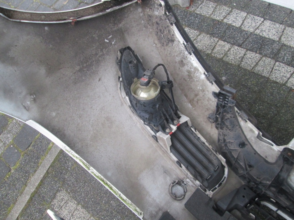 Бампер передній комплектний  opel insignia a 2008-13 білий z40r Ціна