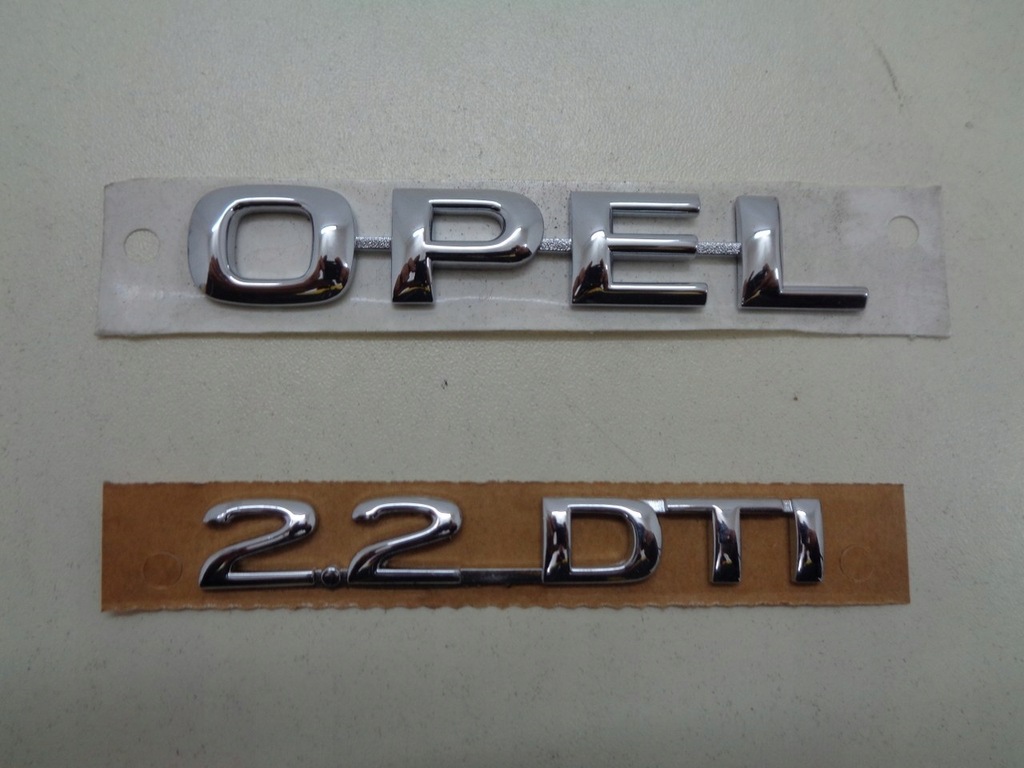 фото №1, Opel astra g емблема надпис opel 2,0 dti